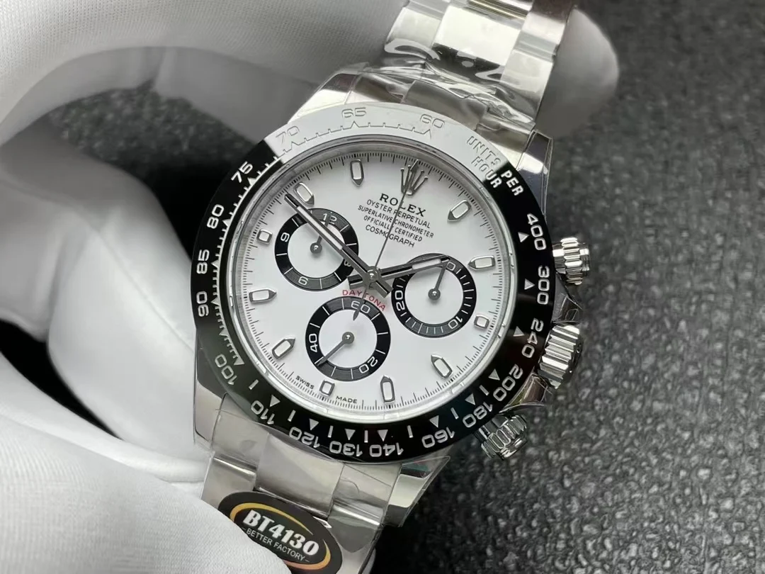 Rolex Daytona Platinum Black Dial 116500 40mm — photographed off the sweep