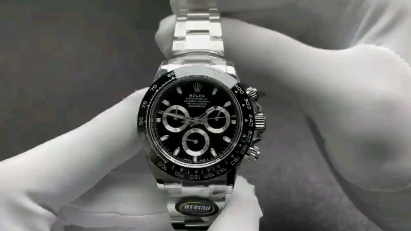 Rolex Daytona Platinum Black Dial 116500 40mm — photographed off the sweep
