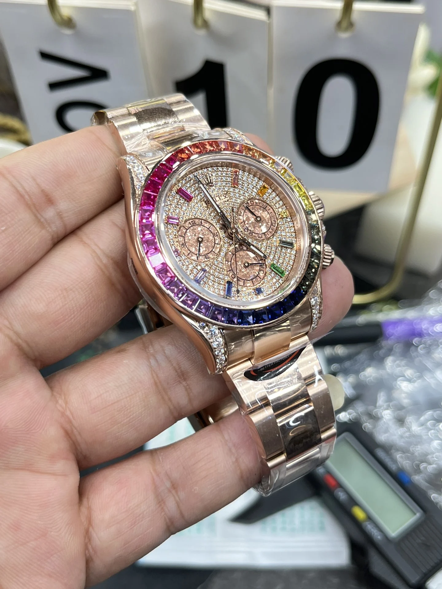 Rolex Daytona Rainbow Diamond-Set 40mm — photographed off the sweep