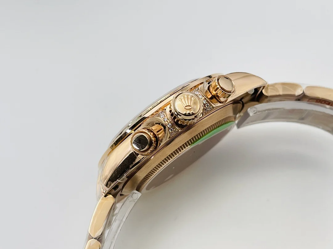 Rolex Daytona Rainbow — photographed off the sweep