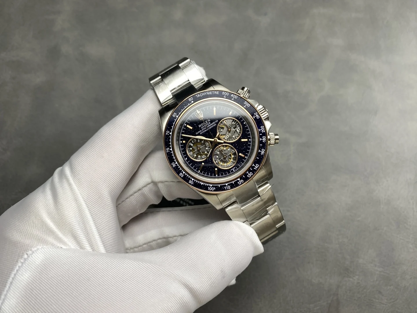 Rolex Daytona Rose Gold — photographed off the sweep