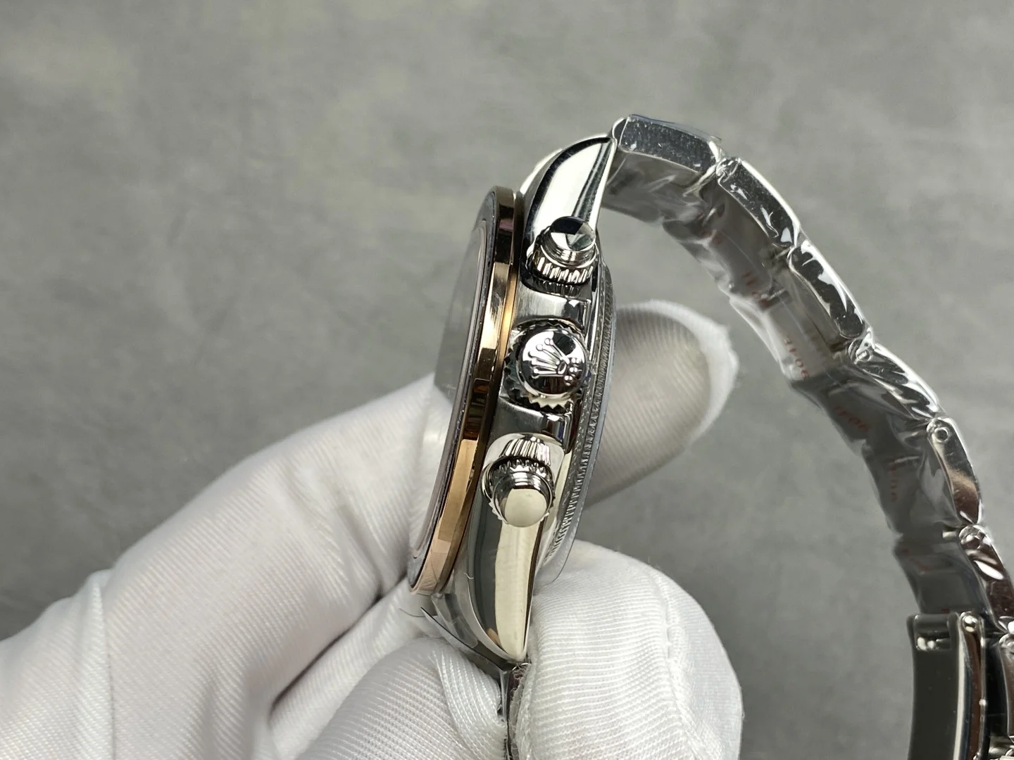 Rolex Daytona Rose Gold — photographed off the sweep