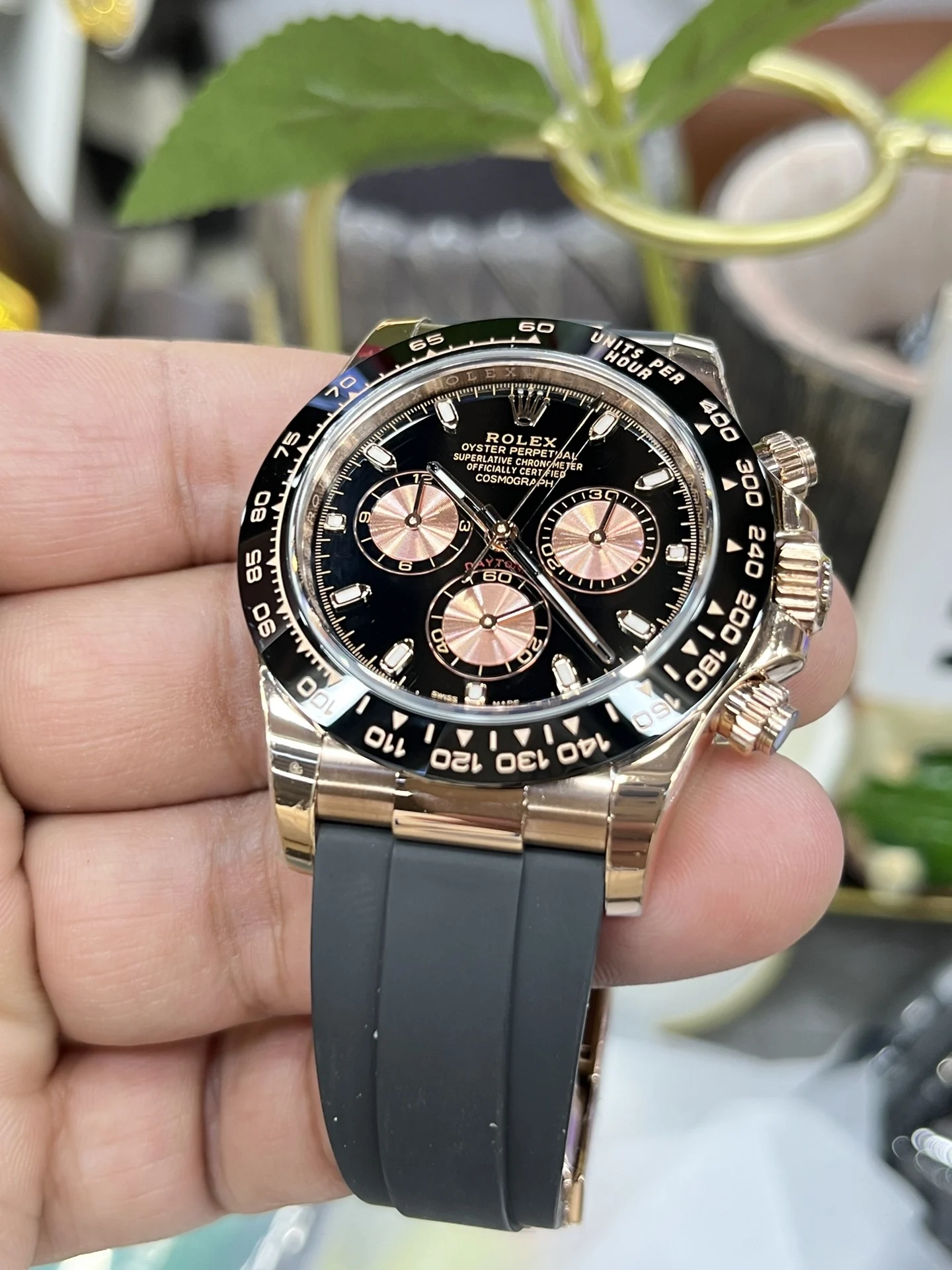 Rolex Daytona Rose Gold 40mm — photographed off the sweep