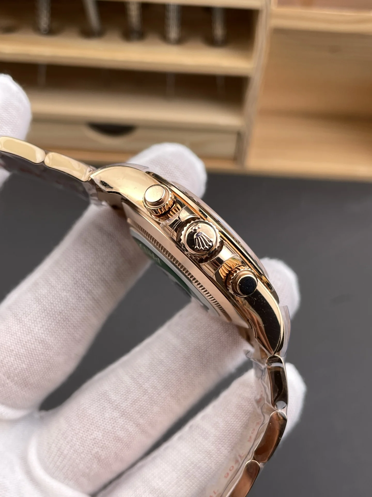 Rolex Daytona Rose Gold 40mm — photographed off the sweep