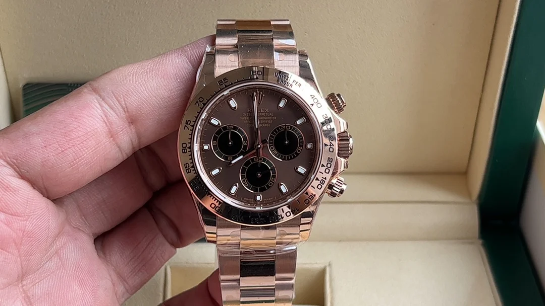 Rolex Daytona Rose Gold — photographed off the sweep