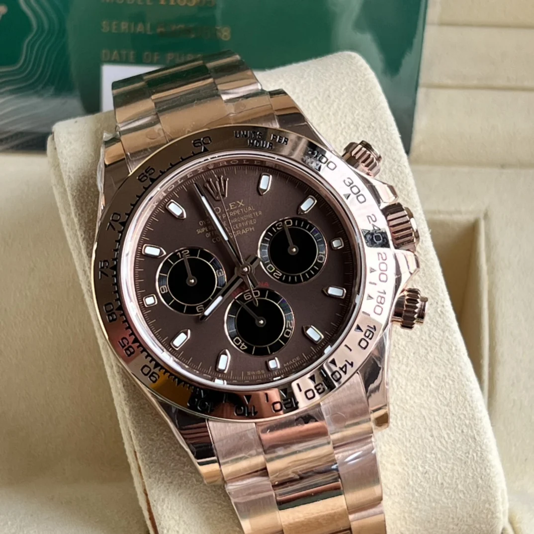 Rolex Daytona Rose Gold — photographed off the sweep