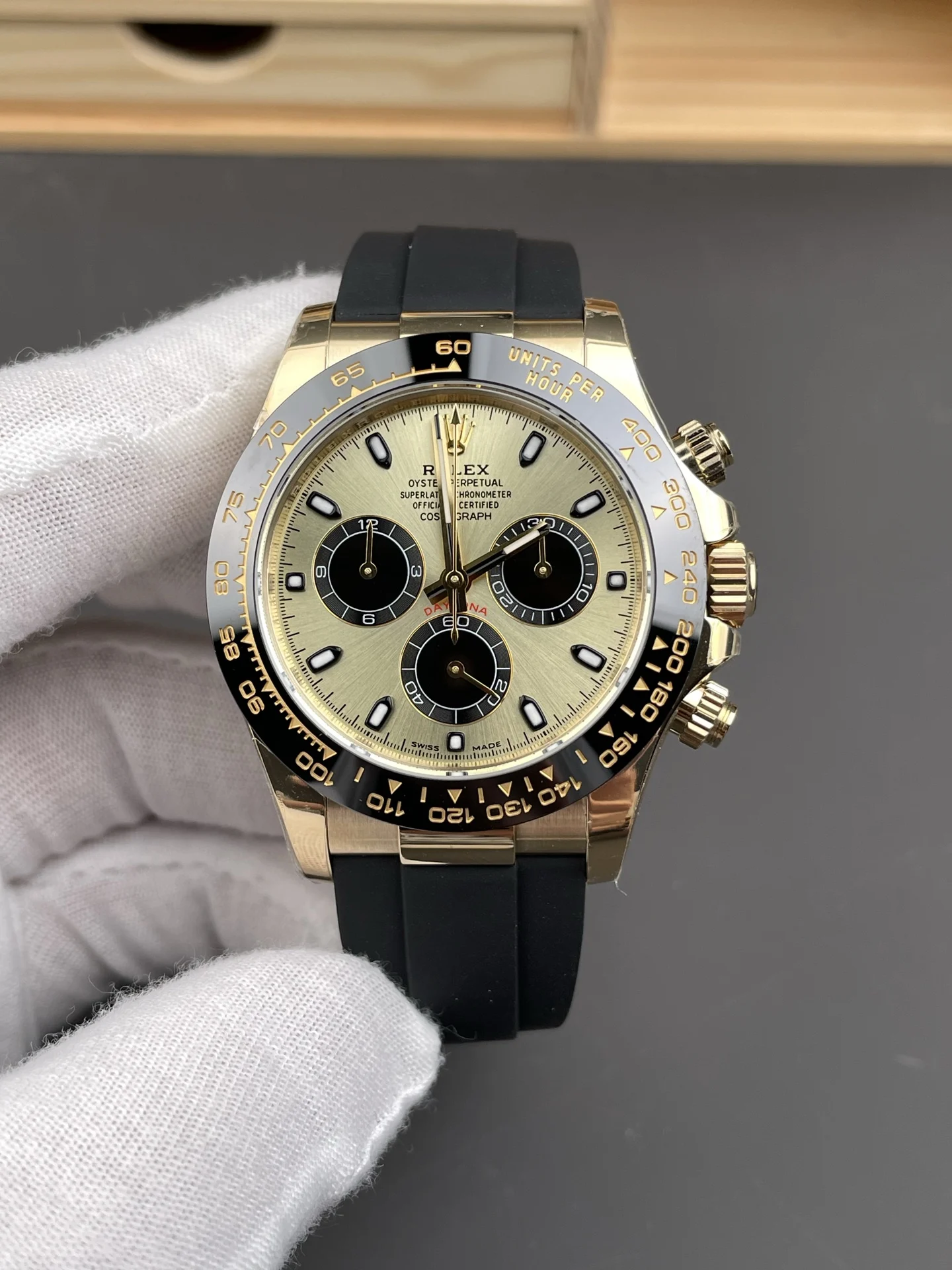 Rolex Daytona Shawn Yue 40mm — photographed off the sweep
