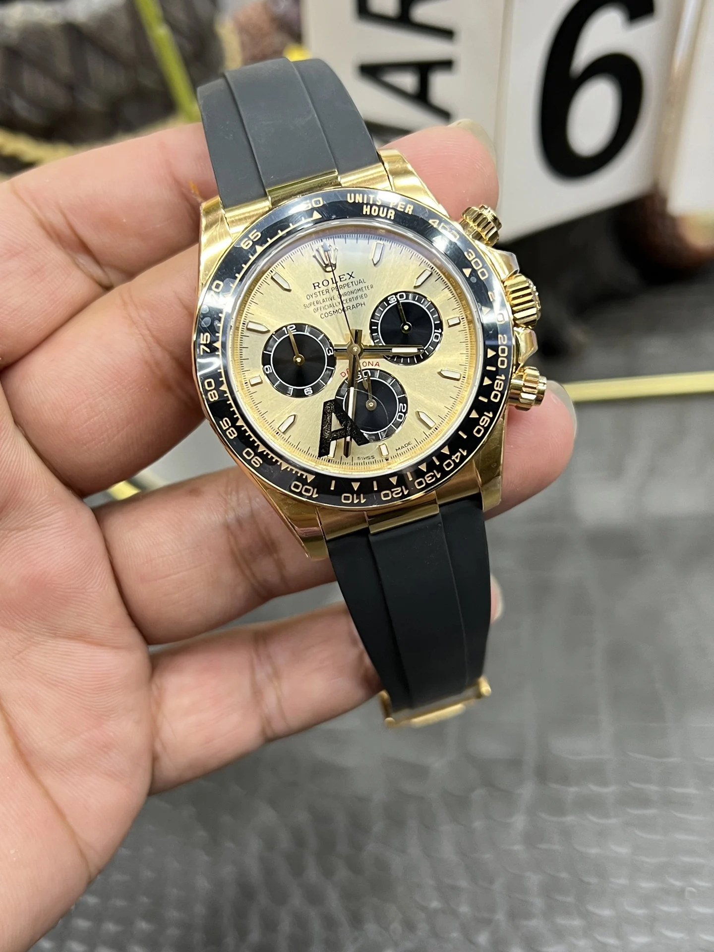 Rolex Daytona Shawn Yue 40mm — photographed off the sweep