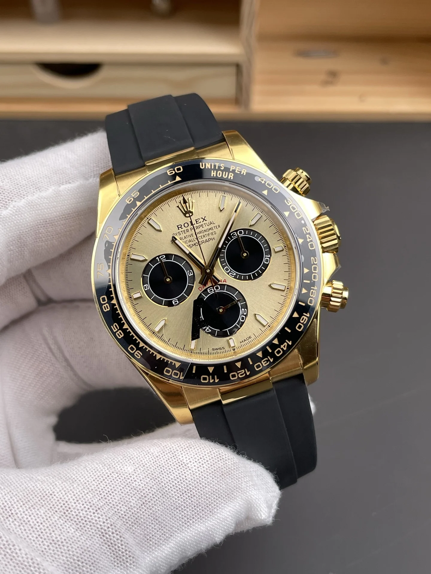 Rolex Daytona Shawn Yue 40mm — photographed off the sweep
