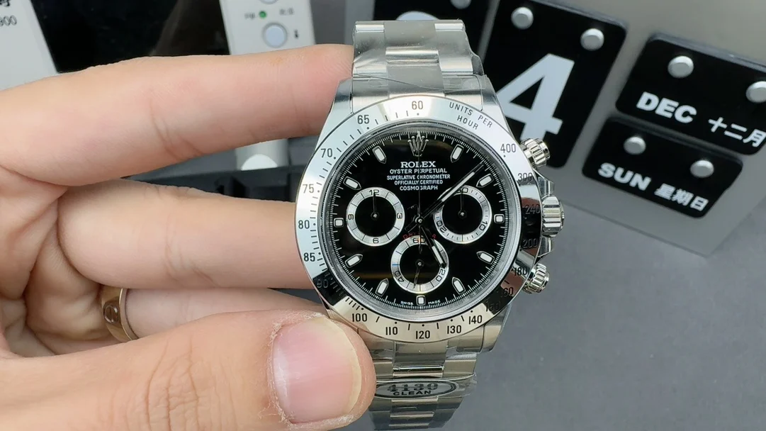Rolex Daytona Steel Black Dial — photographed off the sweep