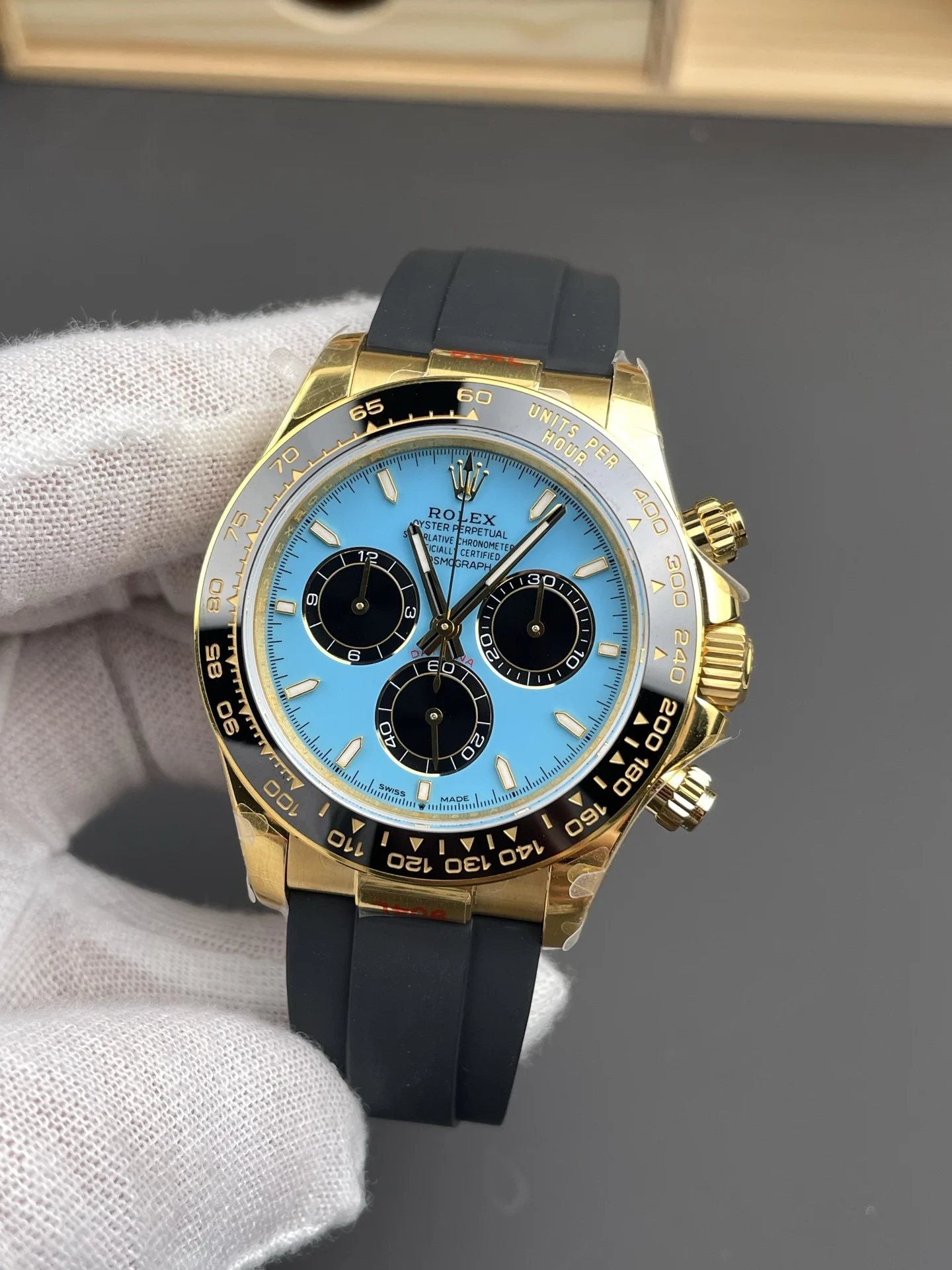 Rolex Daytona Tiffany Blue Dial 40mm — photographed off the sweep