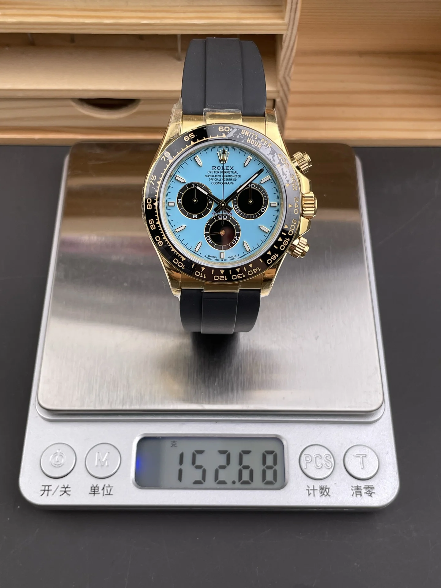Rolex Daytona Tiffany Blue Dial 40mm — photographed off the sweep