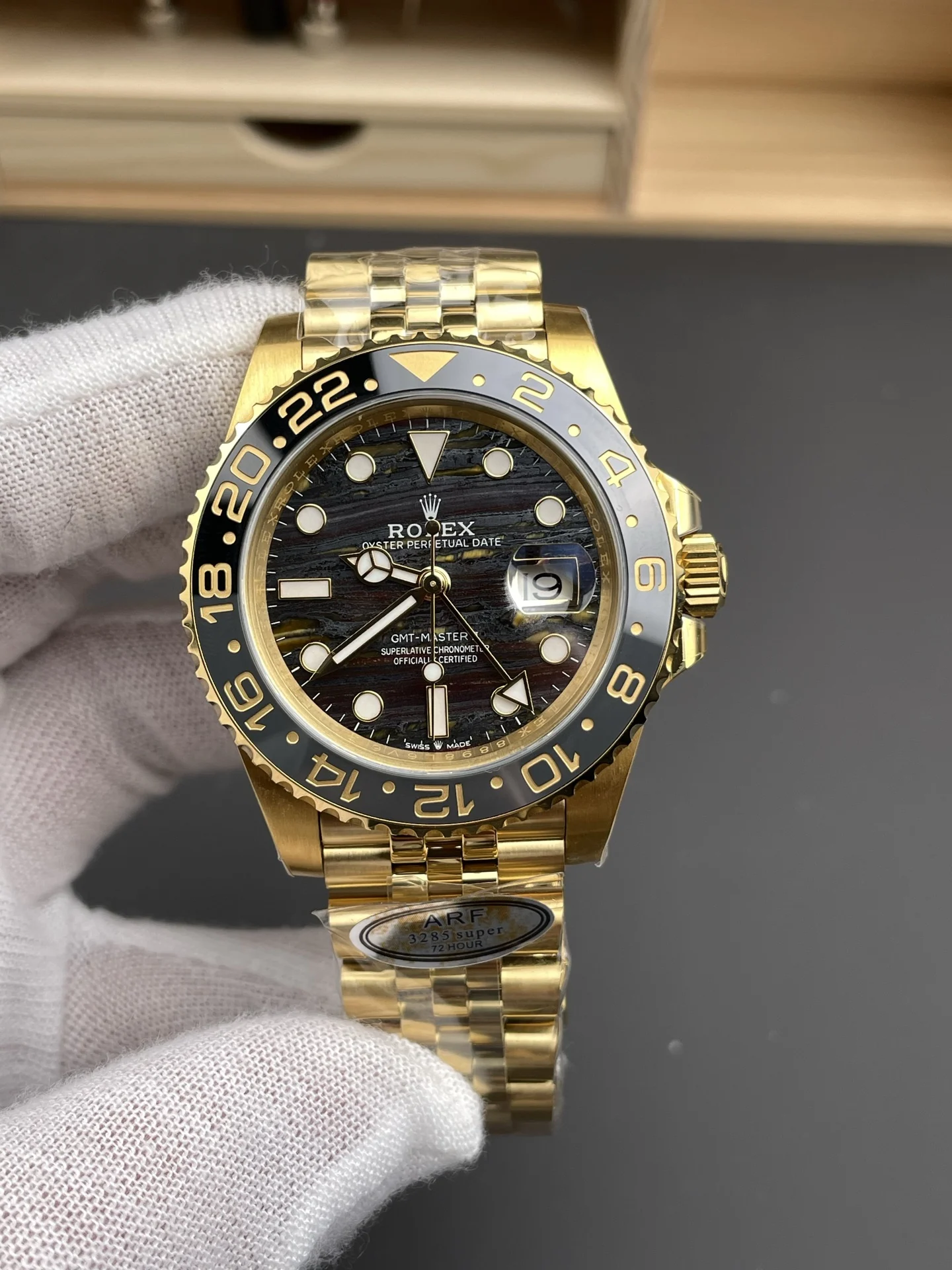 Rolex GMT-Master II 40mm — photographed off the sweep