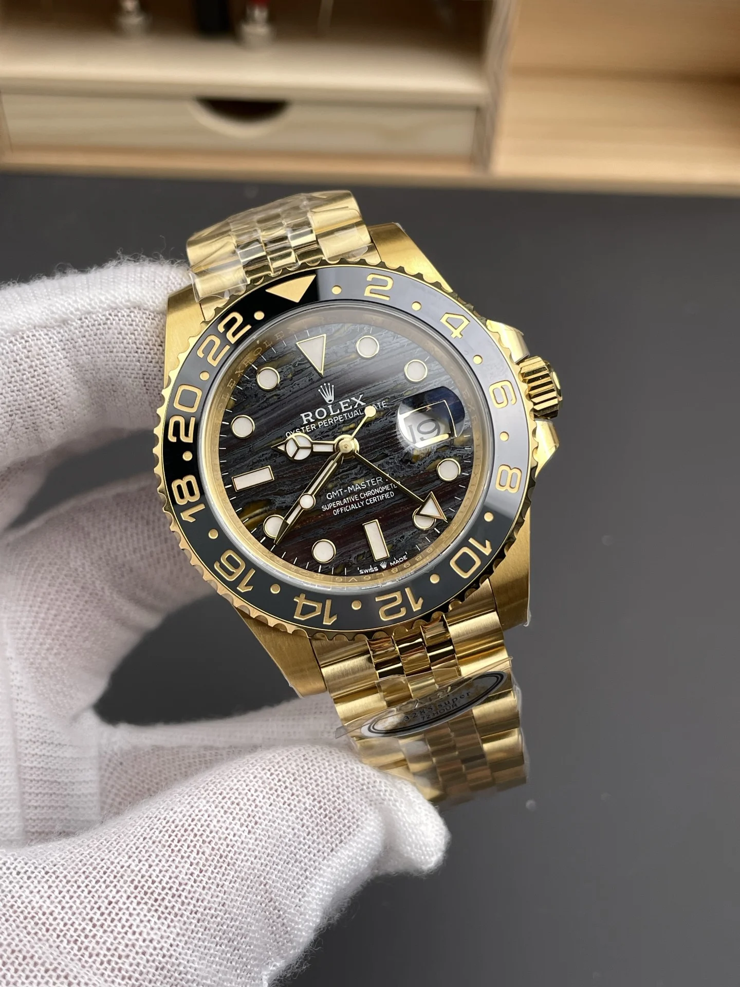 Rolex GMT-Master II 40mm — photographed off the sweep