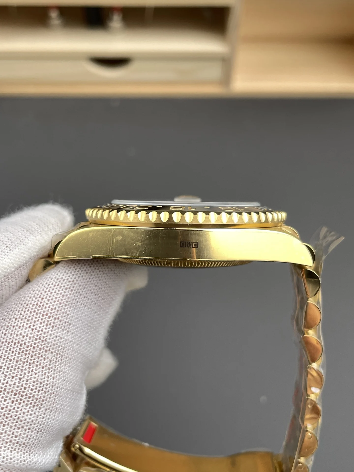 Rolex GMT-Master II 40mm — photographed off the sweep