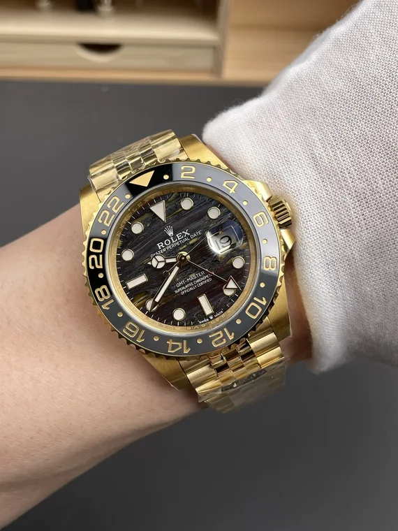 Rolex GMT-Master II 40mm