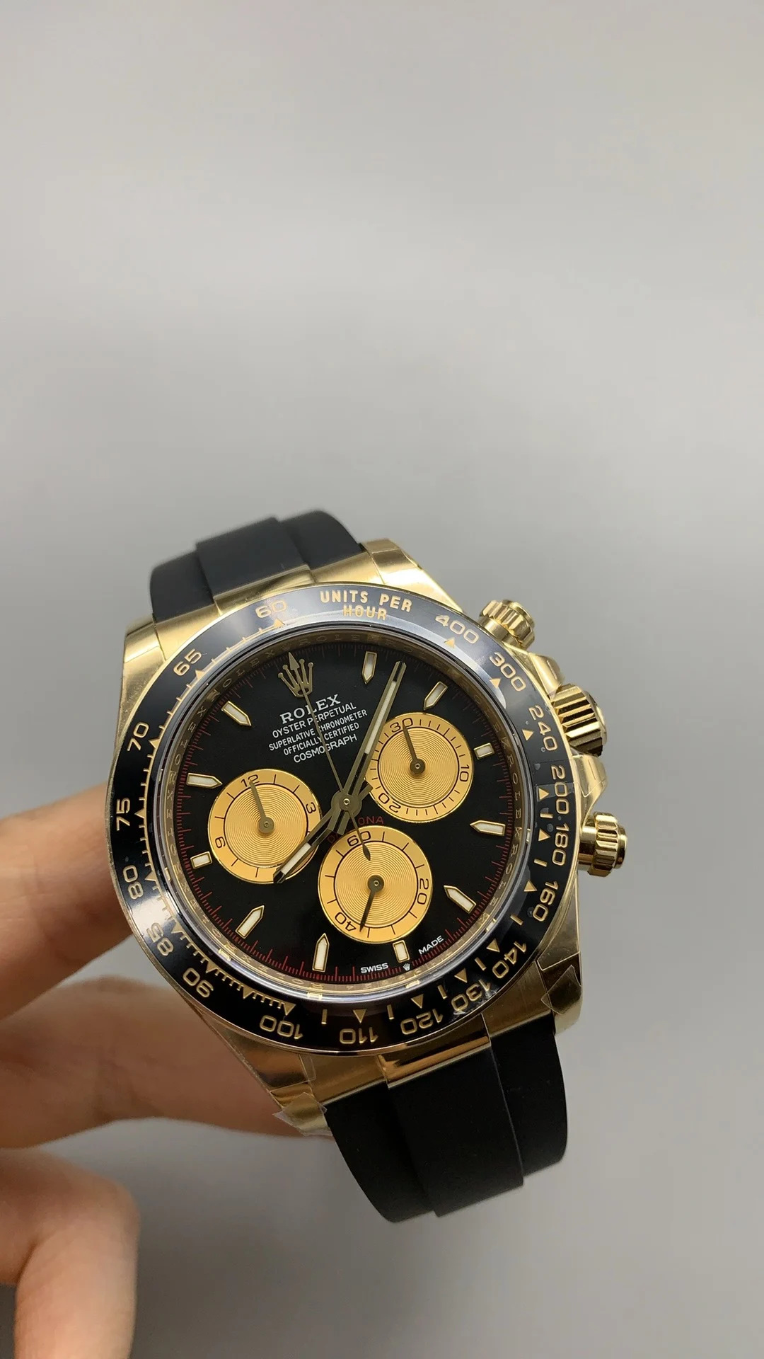 Rolex Golden Little Devil, dd4131 — photographed off the sweep