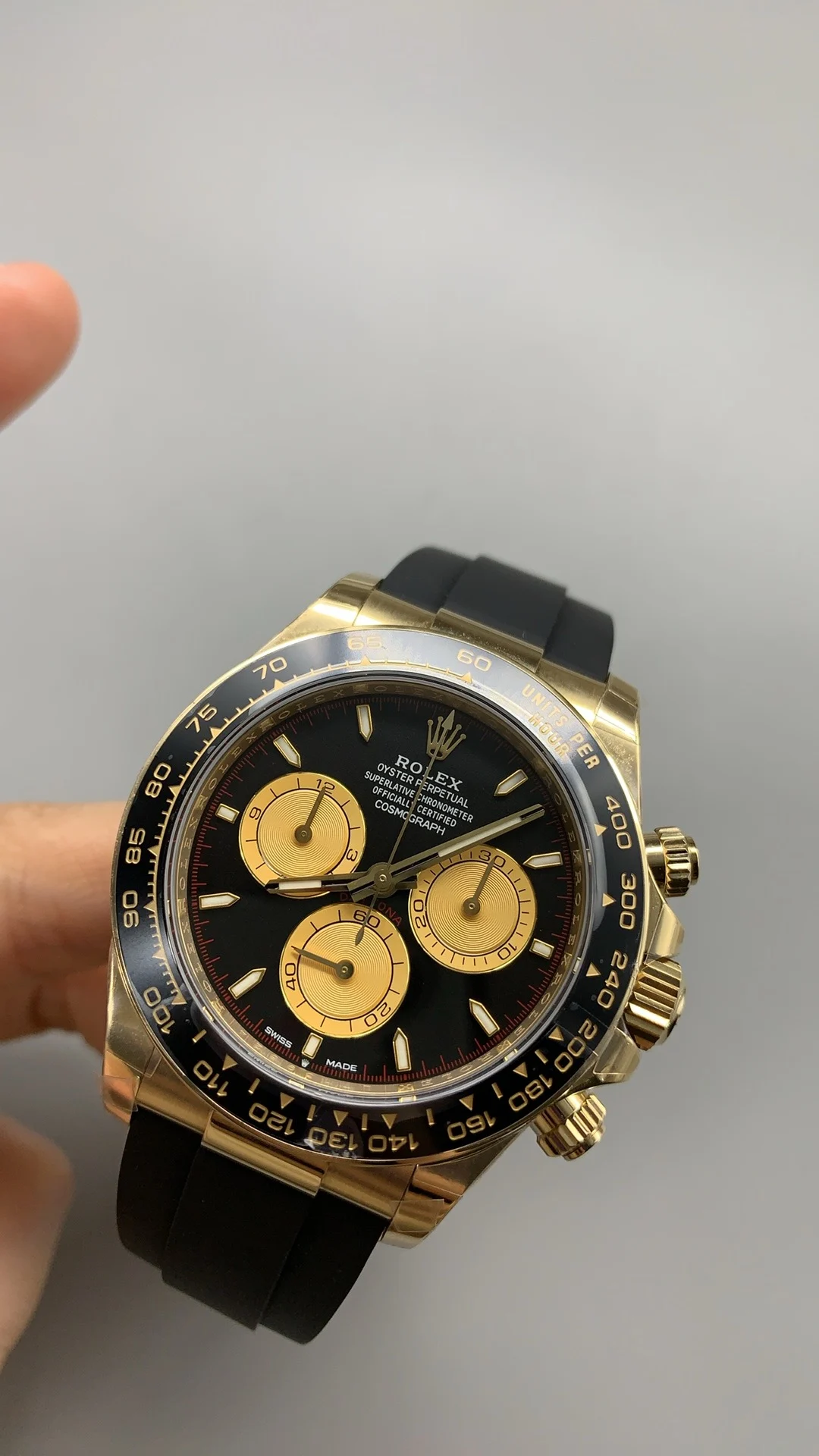 Rolex Golden Little Devil, dd4131 — photographed off the sweep