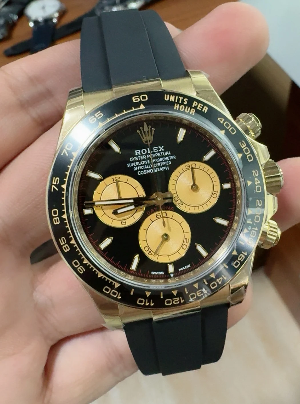 Rolex Golden Little Devil, dd4131 — photographed off the sweep