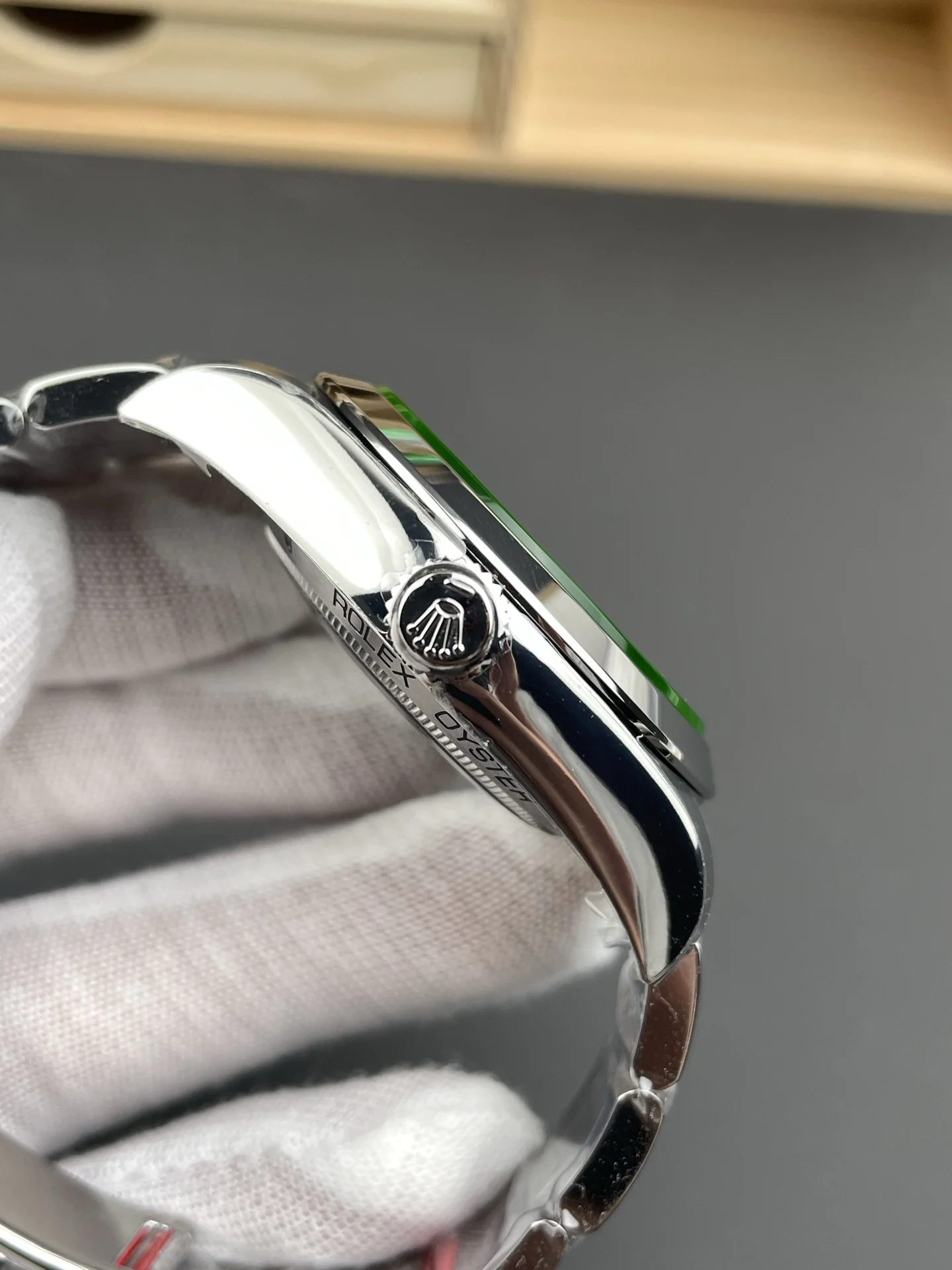 Rolex Green Dial 40mm — photographed off the sweep