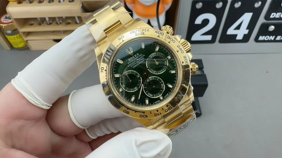 Rolex Green Dial — photographed off the sweep