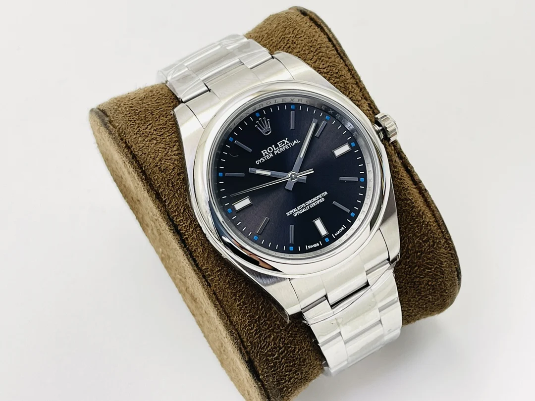 Rolex Oyster Perpetual 114300 — photographed off the sweep