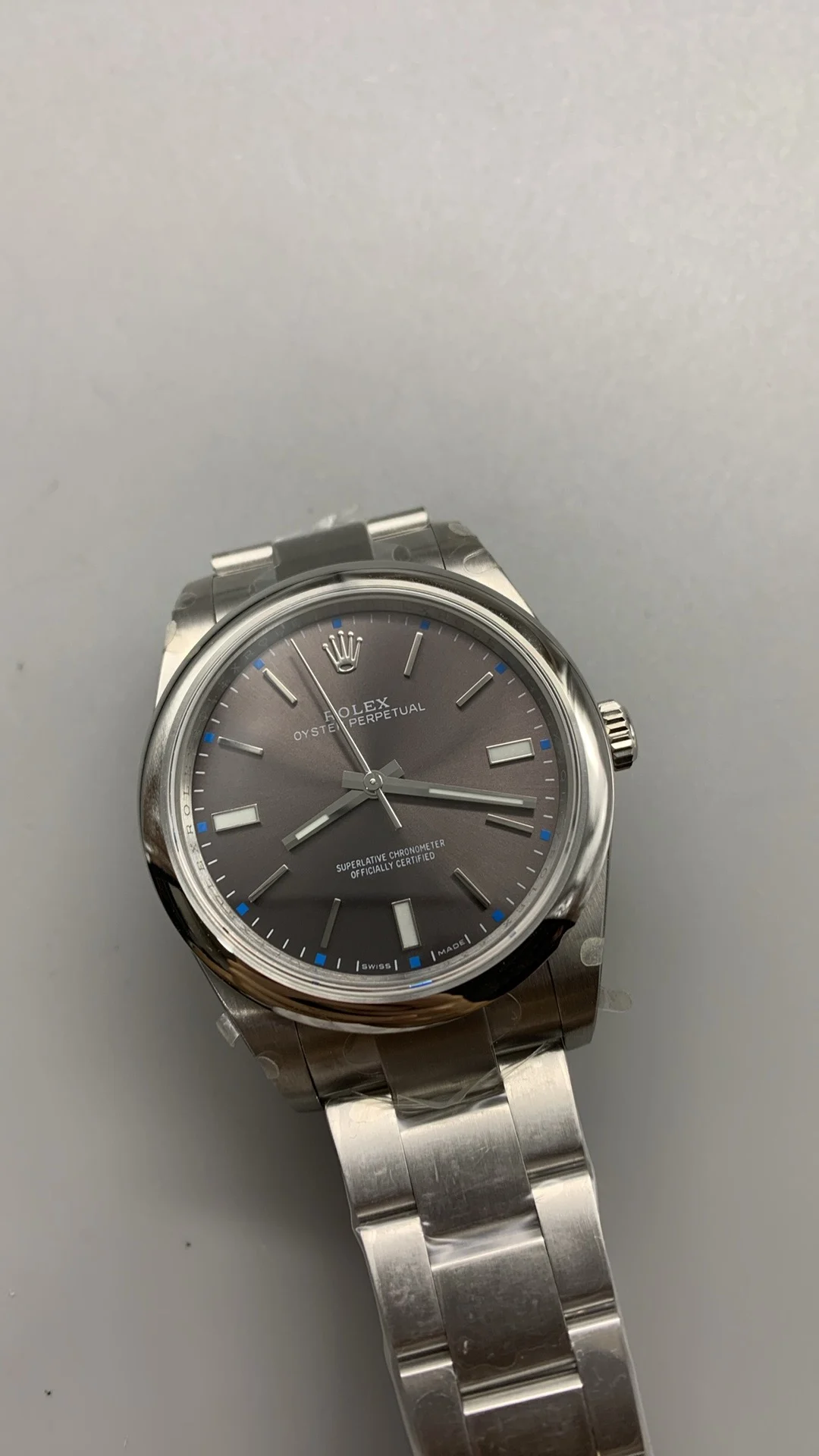 Rolex Oyster Perpetual 39mm — photographed off the sweep