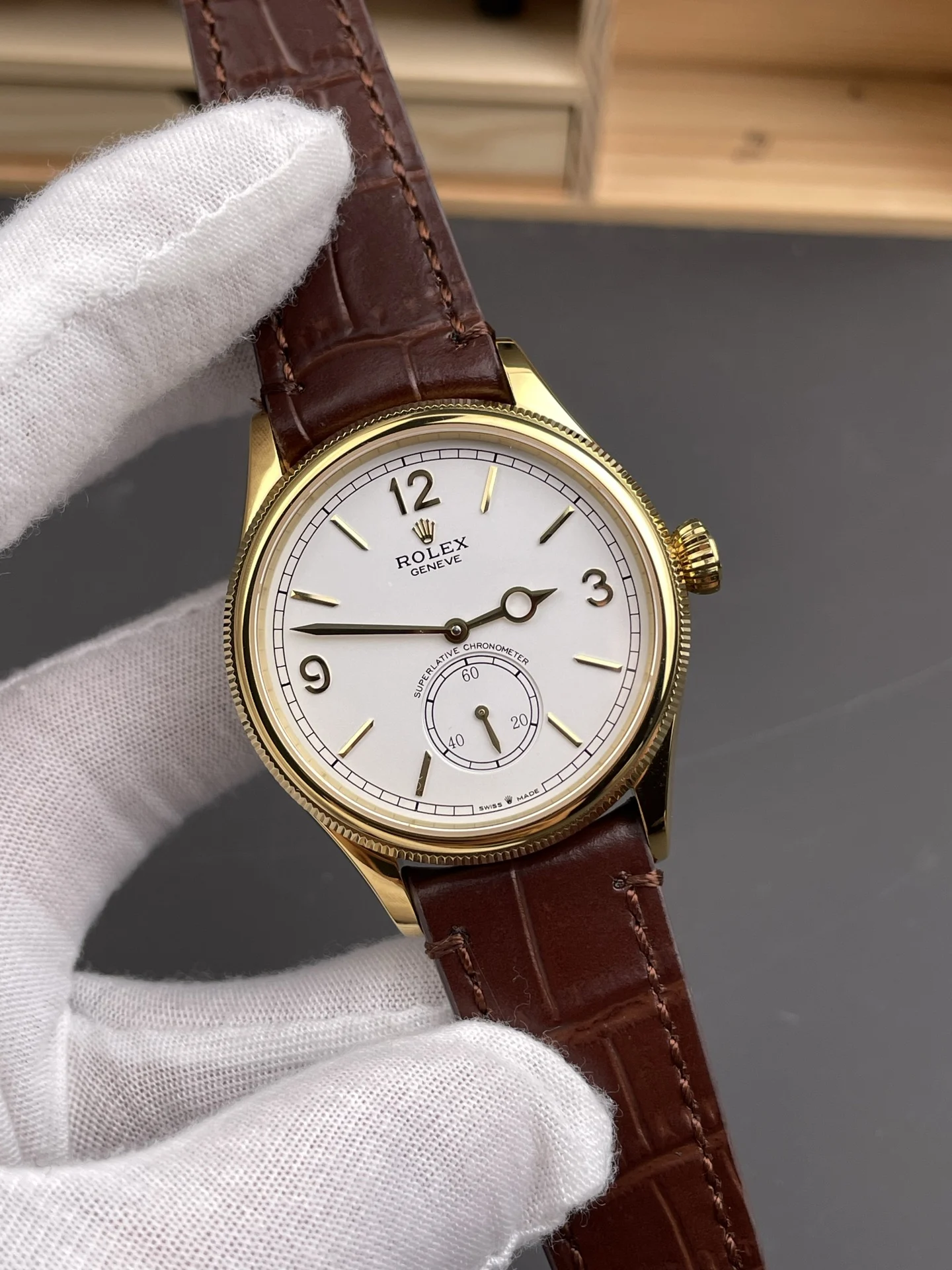 Rolex Oyster Perpetual 39mm — photographed off the sweep