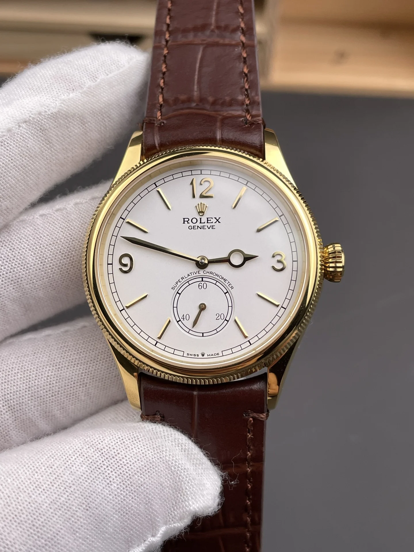 Rolex Oyster Perpetual 39mm — photographed off the sweep
