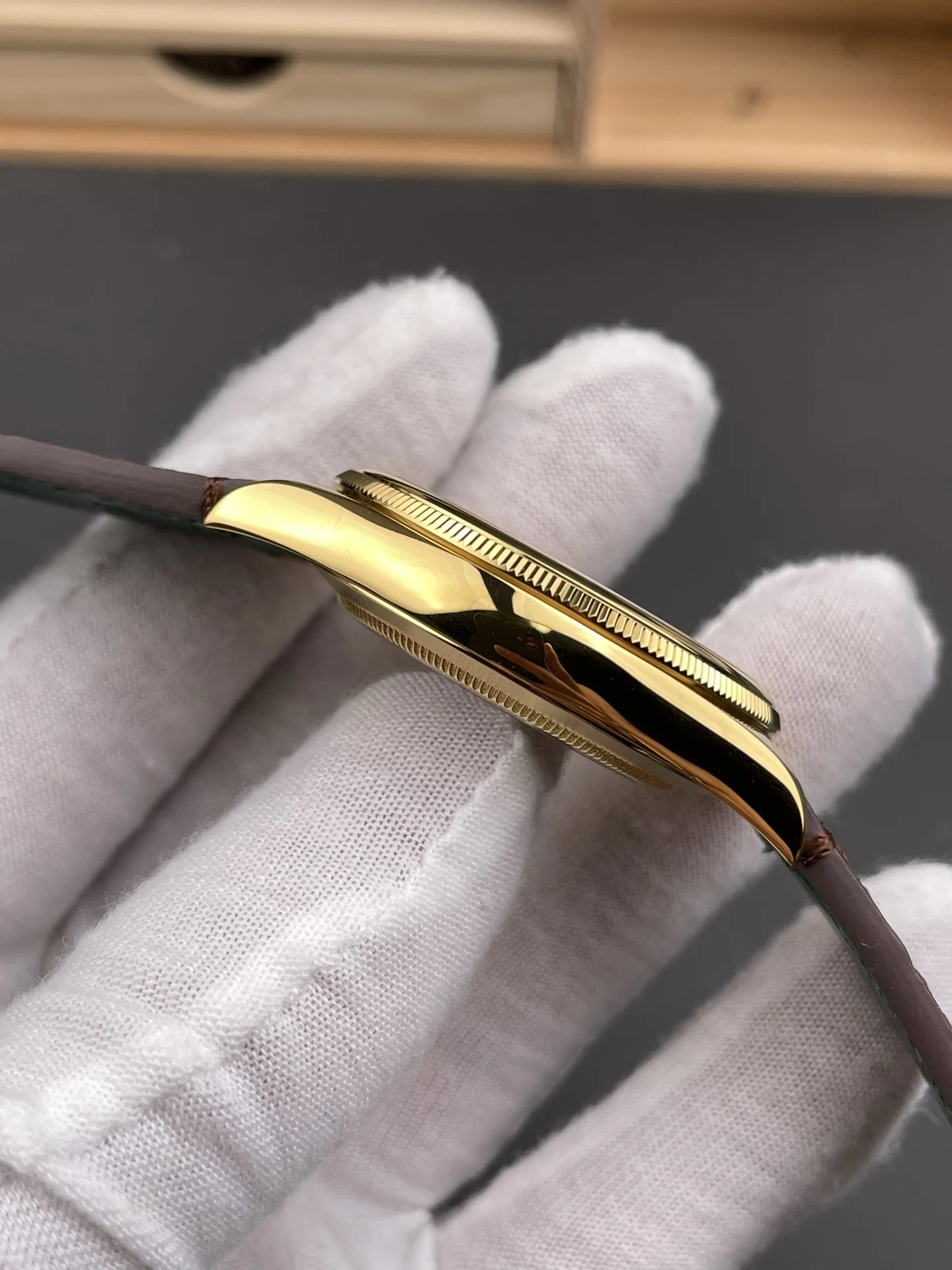 Rolex Oyster Perpetual 39mm — photographed off the sweep