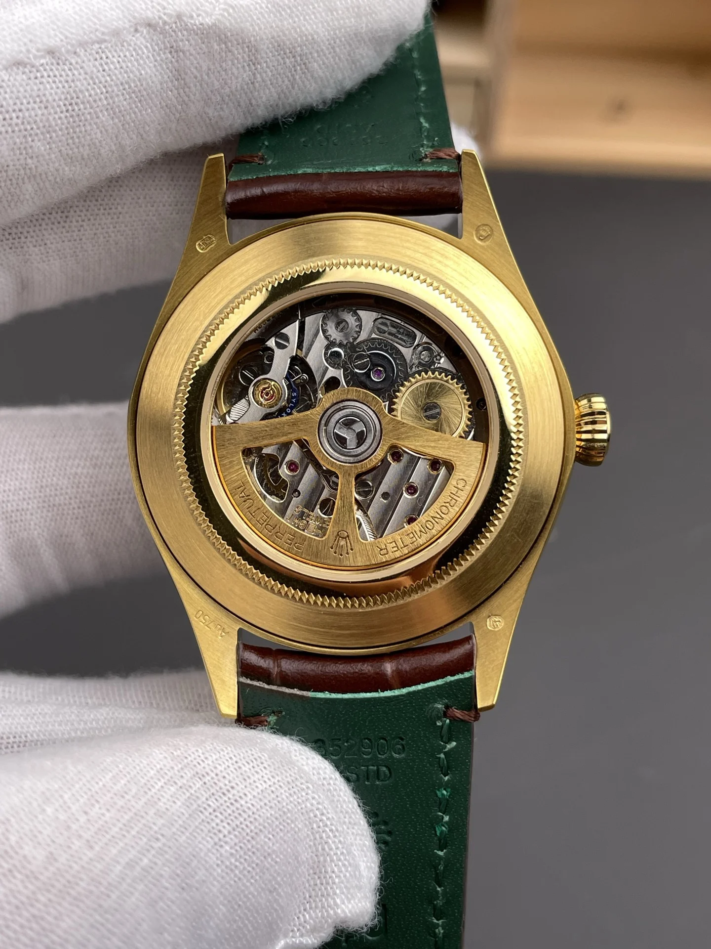 Rolex Oyster Perpetual 39mm — photographed off the sweep