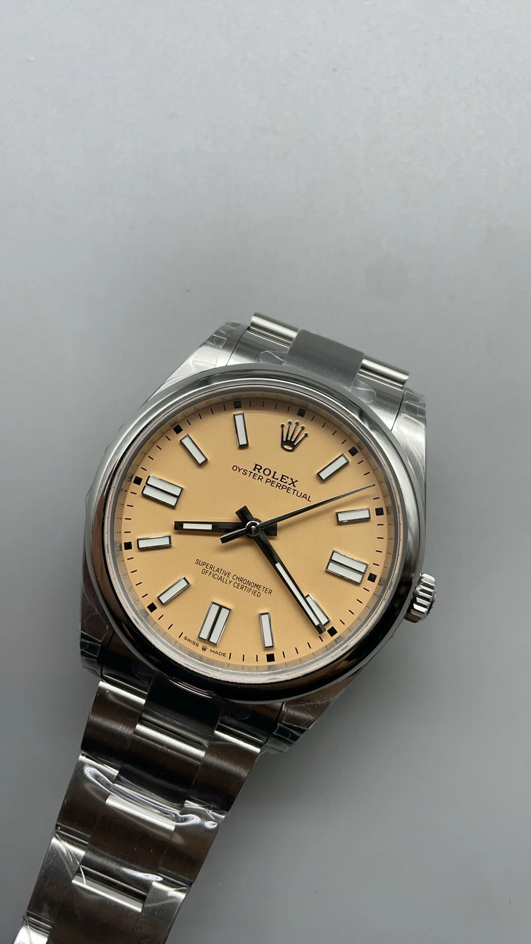 Rolex Oyster Perpetual 41mm — photographed off the sweep