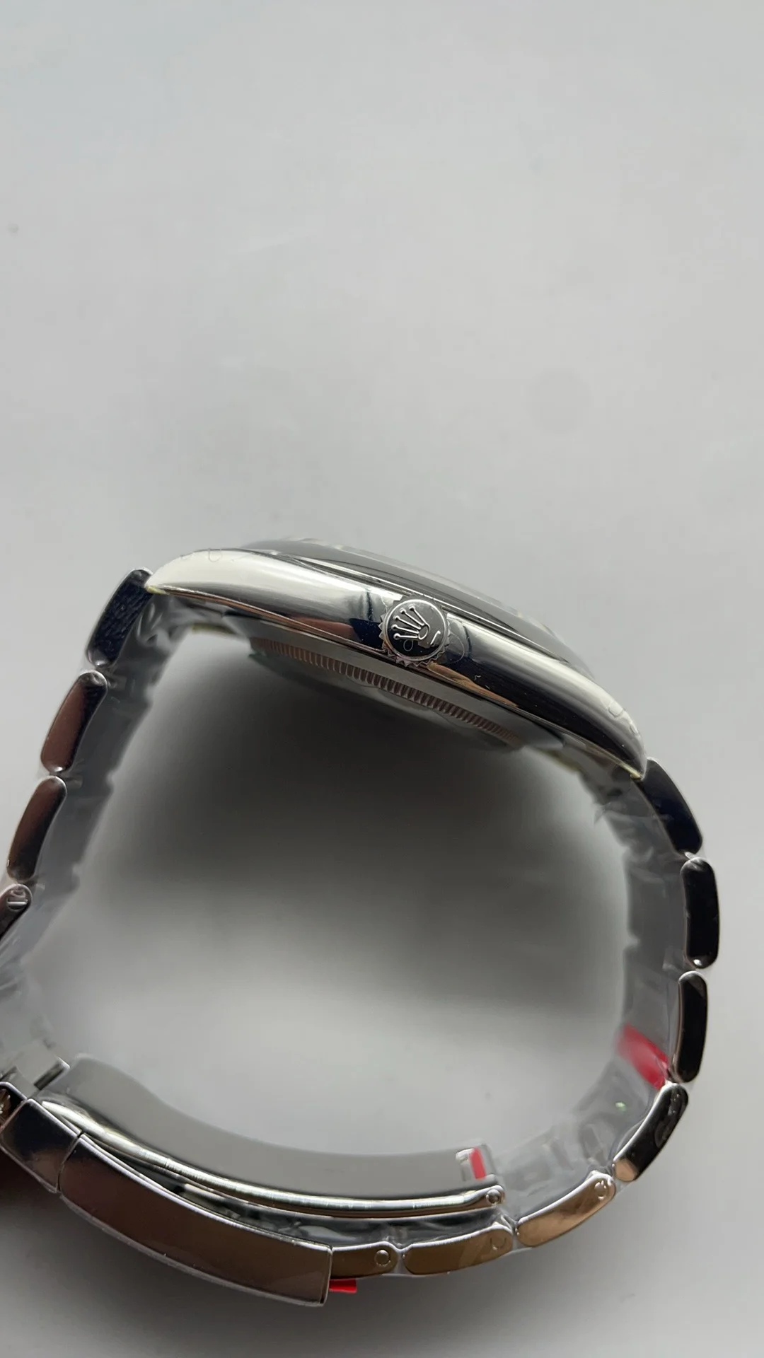 Rolex Oyster Perpetual 41mm — photographed off the sweep