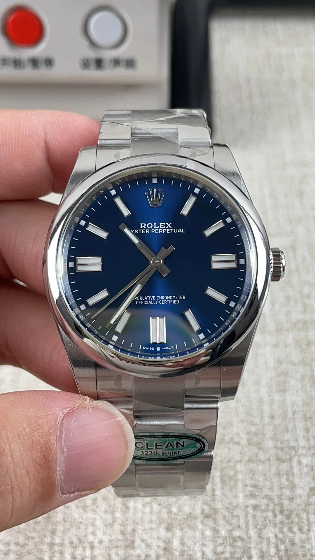 Rolex Oyster Perpetual 41mm — photographed off the sweep