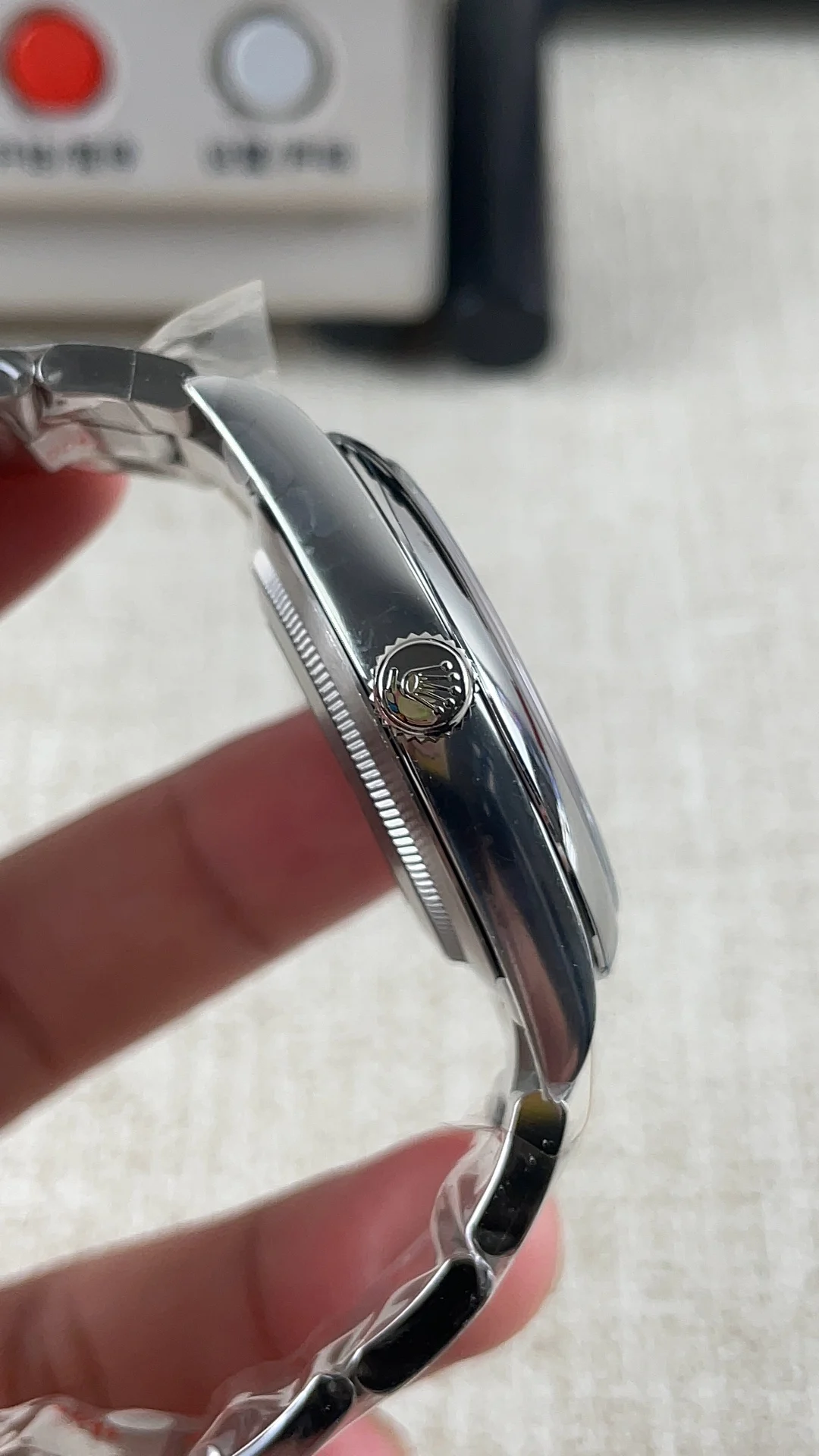 Rolex Oyster Perpetual 41mm — photographed off the sweep