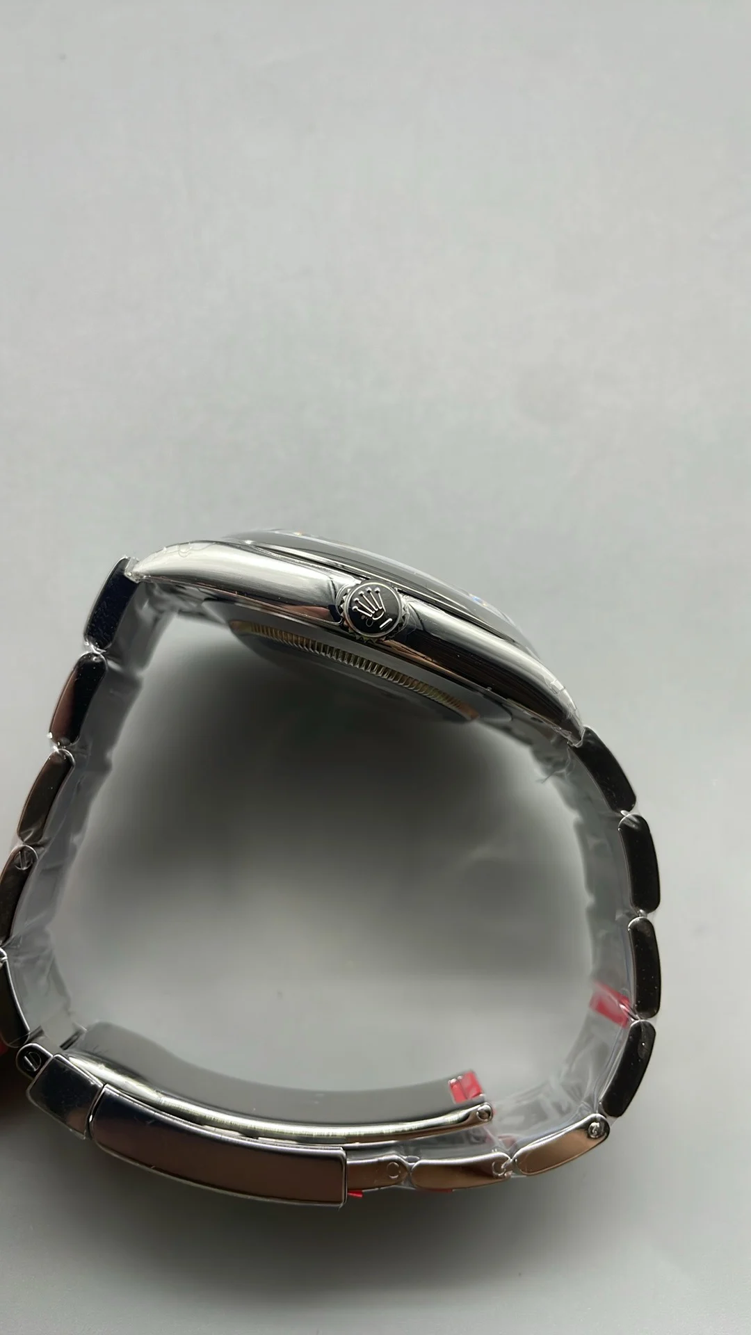 Rolex Oyster Perpetual 41mm — photographed off the sweep