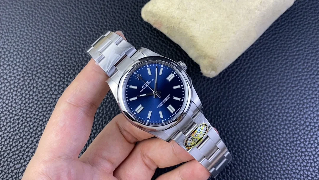 Rolex Oyster Perpetual Tiffany Blue Dial 124300 41mm — photographed off the sweep