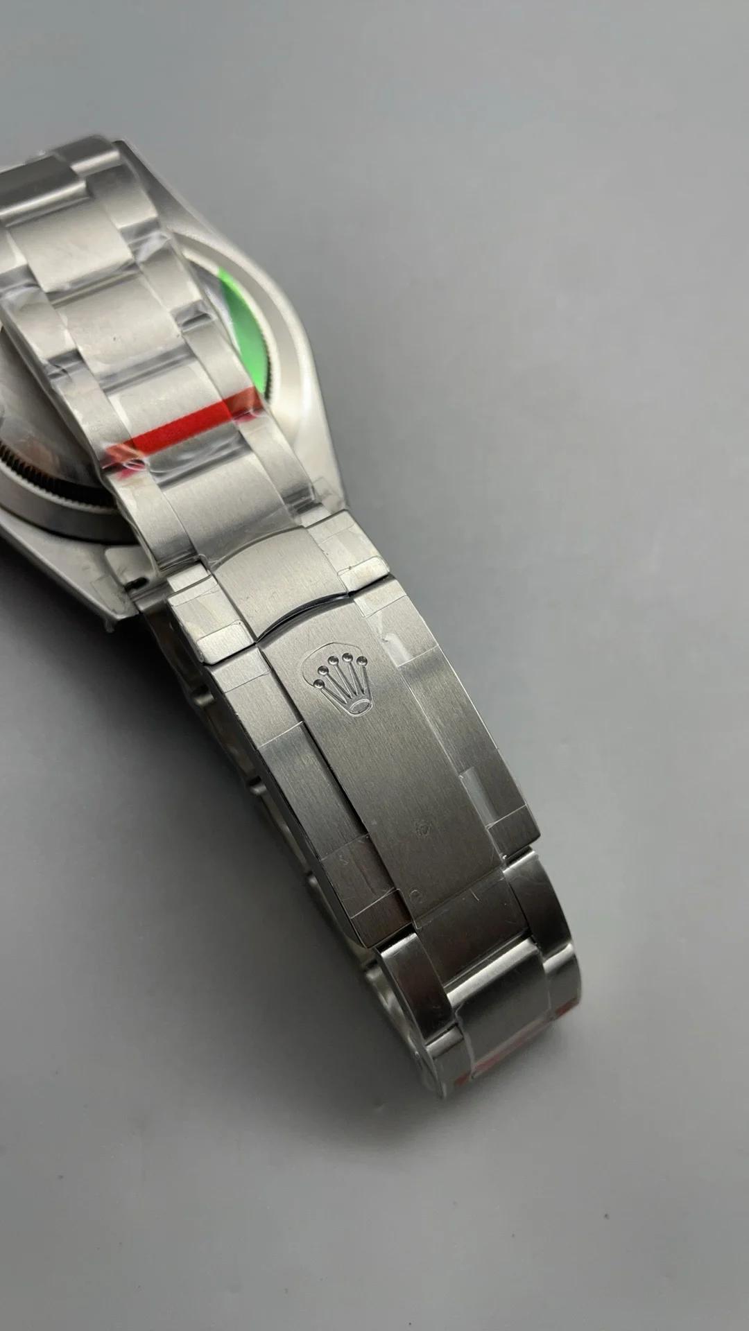 Rolex Oyster Perpetual White Dial 39mm — photographed off the sweep