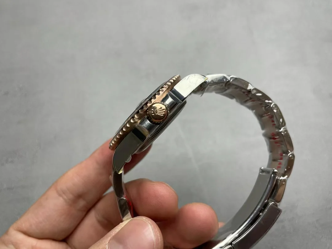 Rolex Root Beer Two-Tone — photographed off the sweep