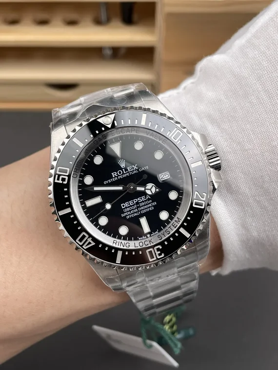 Rolex Sea-Dweller 44mm