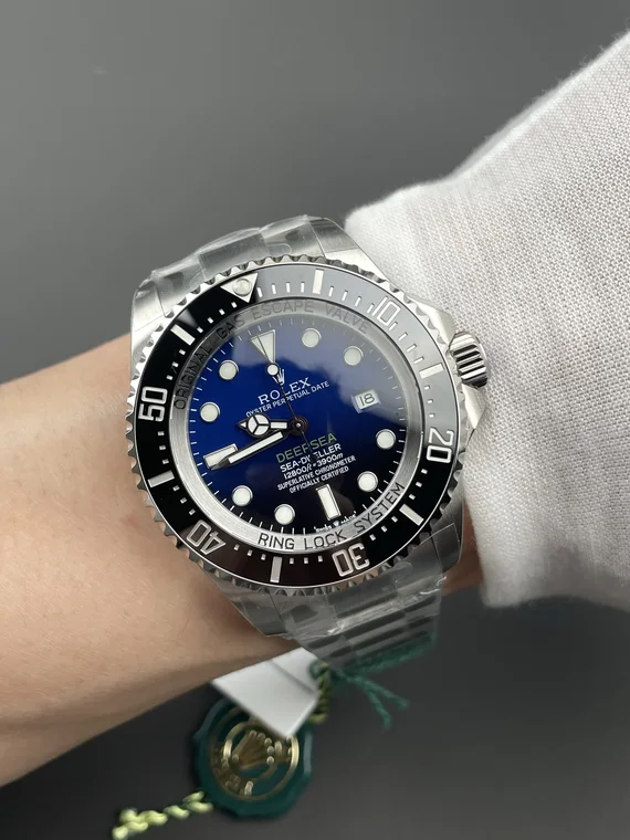 Rolex Sea-Dweller 44mm