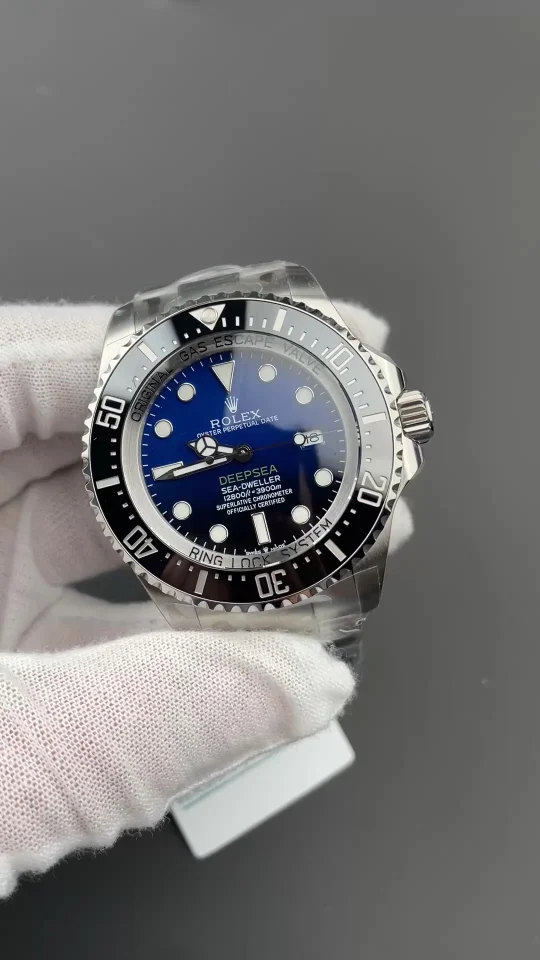 Rolex Sea-Dweller 44mm