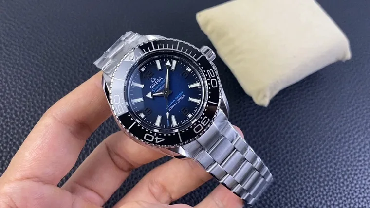 Rolex Sea-Dweller Blue Dial