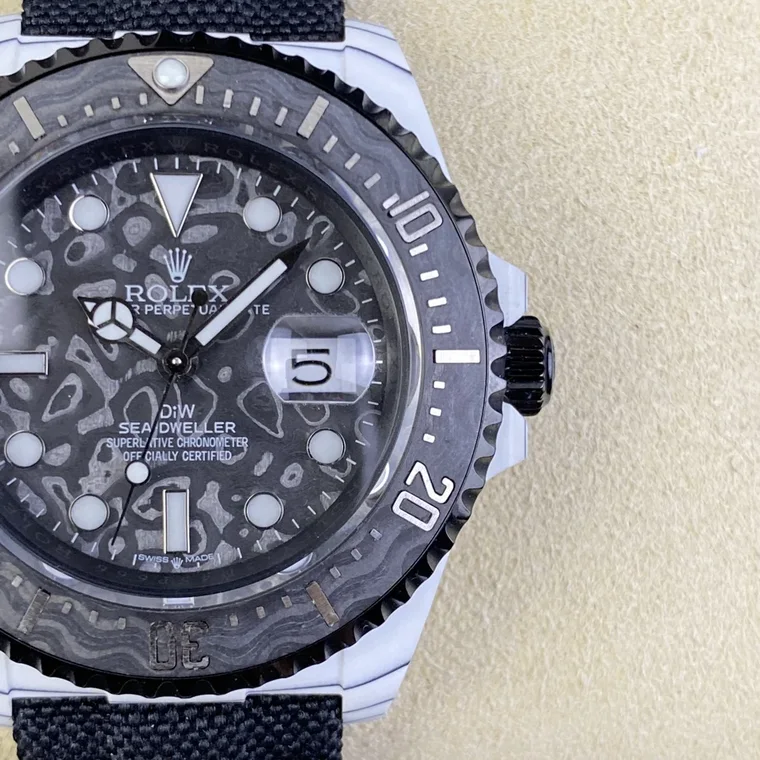 Rolex Sea-Dweller Carbon 43mm