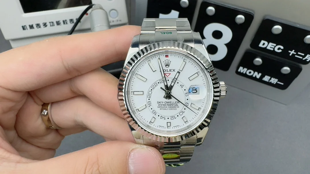 Rolex Skywalker — photographed off the sweep