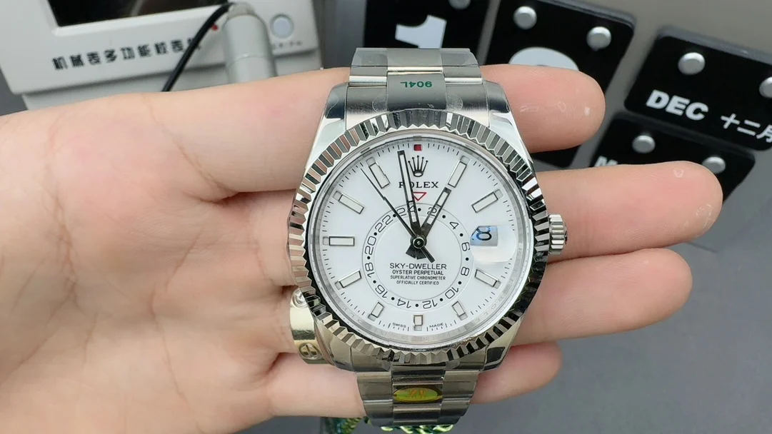 Rolex Skywalker — photographed off the sweep