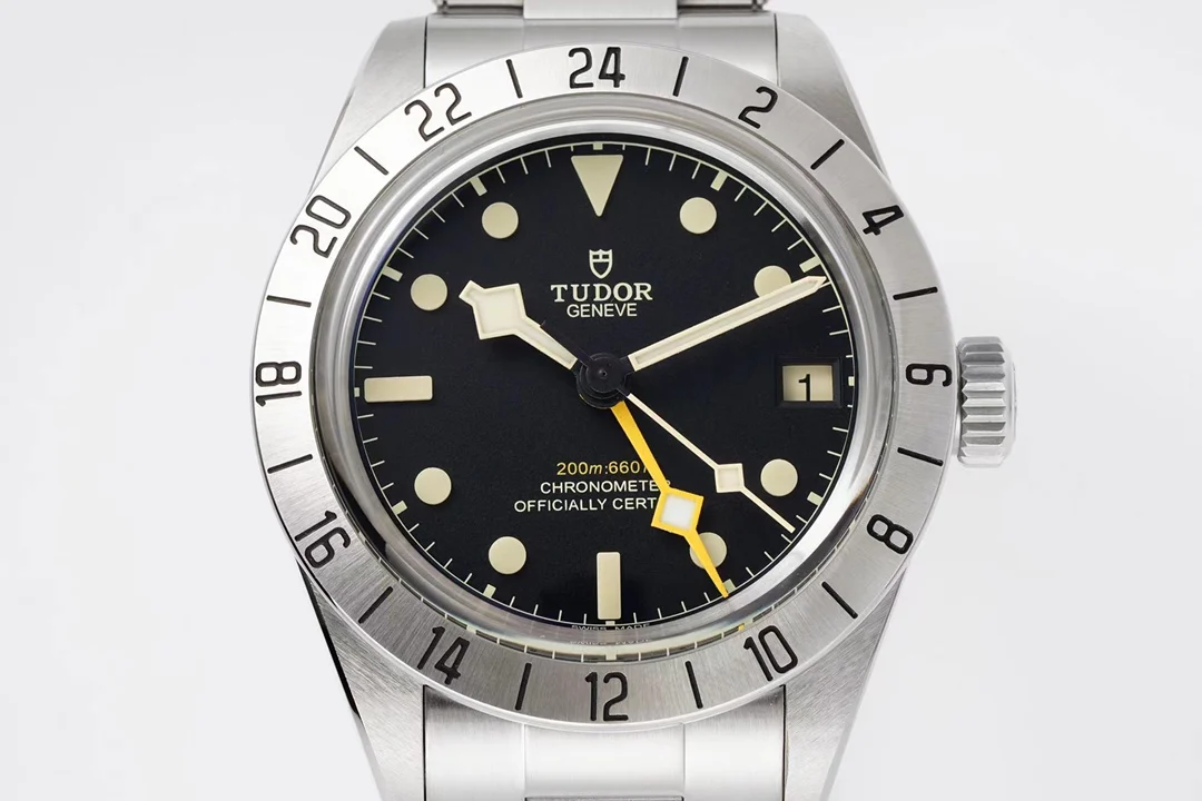 Rolex Steel Black Dial 39mm — detail