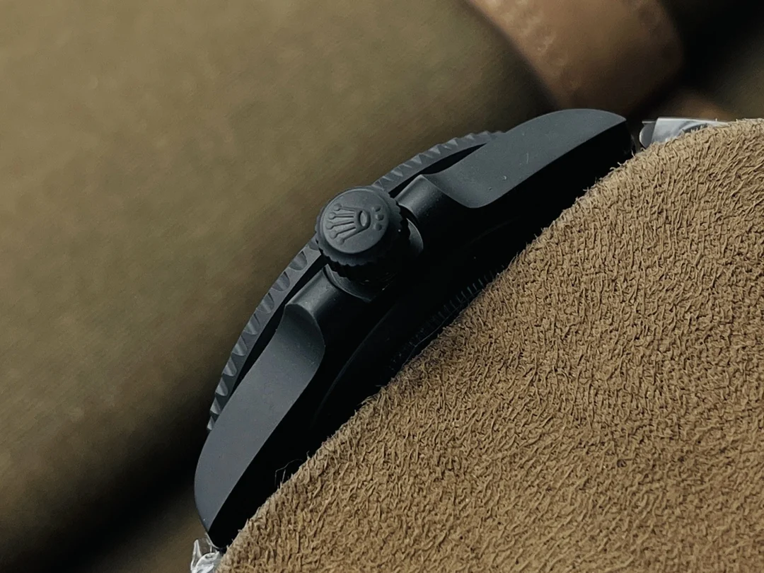 Rolex Steel Black Dial 40mm — photographed off the sweep