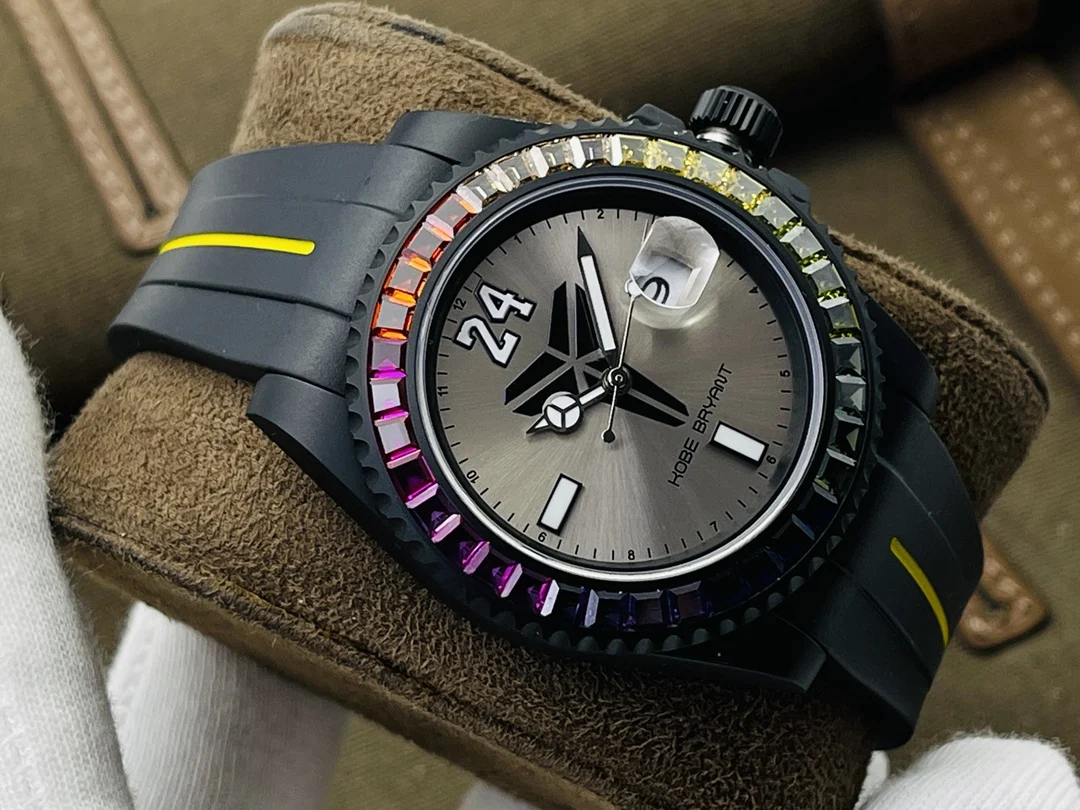 Rolex Steel Black Dial 40mm — photographed off the sweep