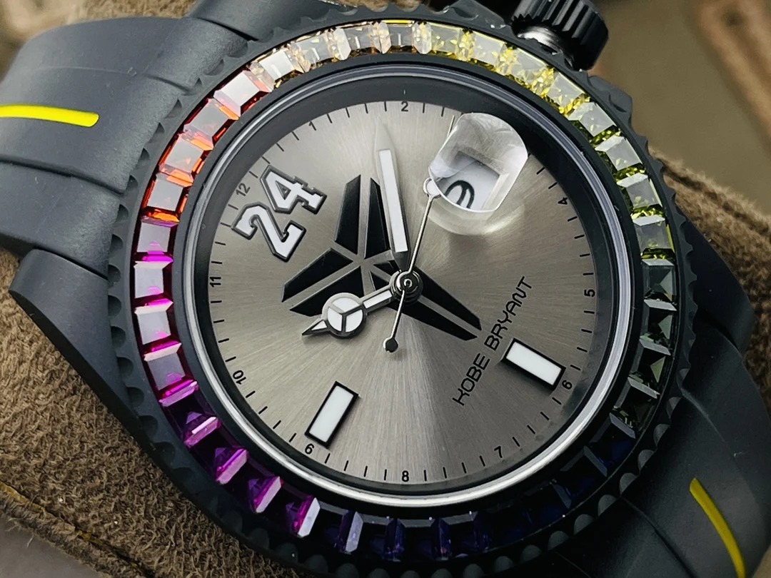 Rolex Steel Black Dial 40mm — photographed off the sweep